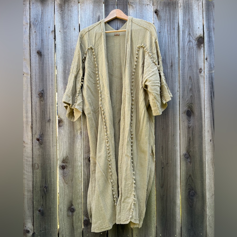 Caravana Yalchen Knots open front coverup